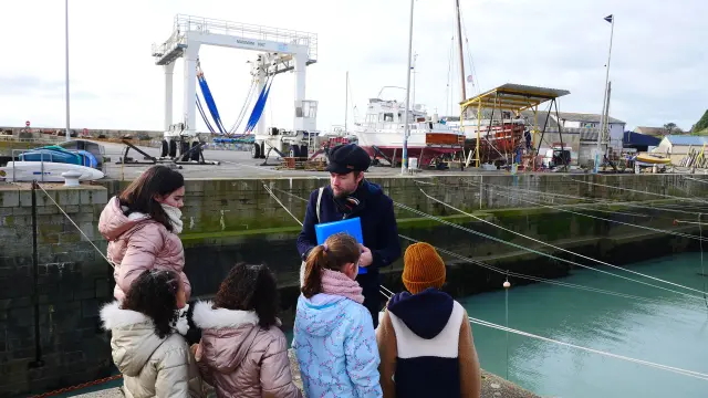 Winter Guided Tour Polo Raconte Moi Le Port De Peche Credit Otgtm Estelle Cohier 37387 1920px