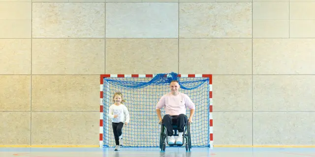 Seance De Sport En Fauteuil Pere Fille Credit Otgtm Charlotte Lerebours 148