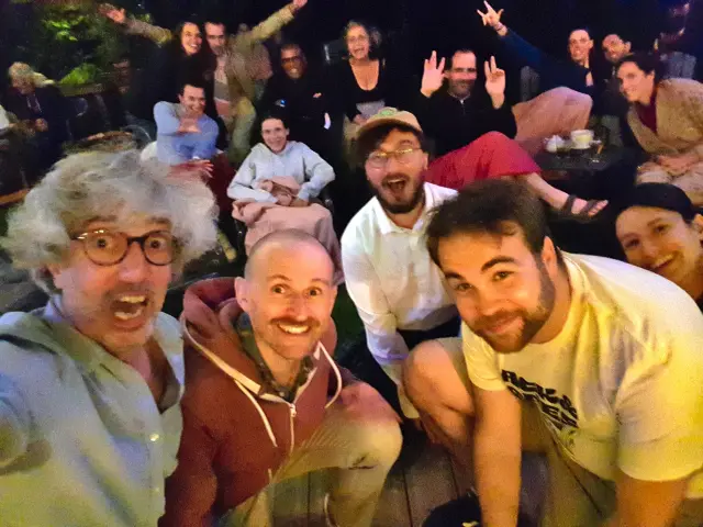 L'équipe du Temporaire Comédie Club à La Lune Rousse