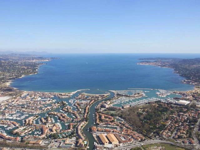 Port Grimaud Cite Lacustre Cote D Azur