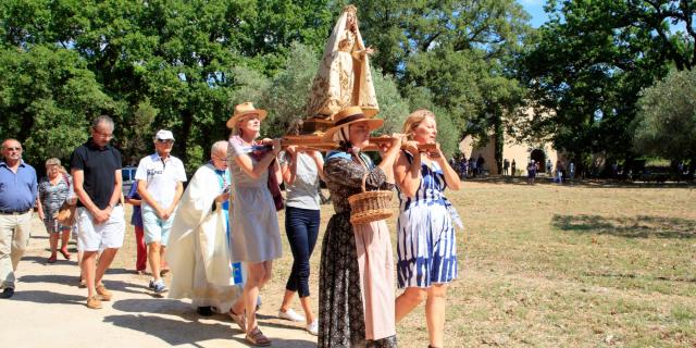 Fete Village Grimaud Var (9)