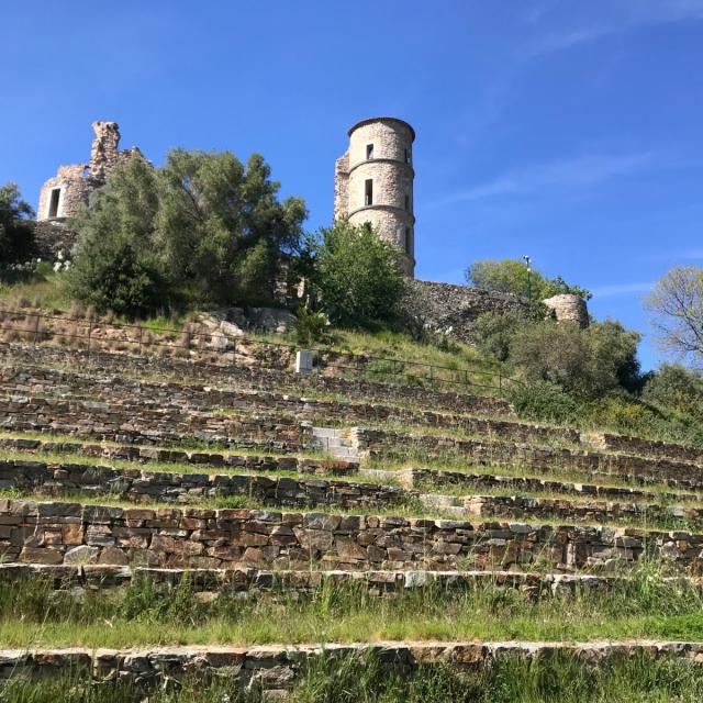 Les Exploratrices Golfe De Saint Tropez Grimaud Chateau