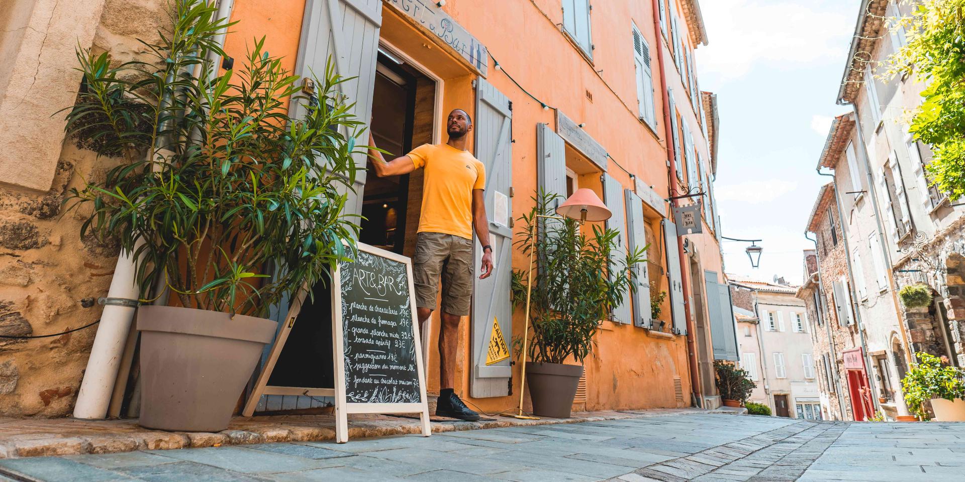 Restaurants | Grimaud Tourisme – Le Charme De La Provence Et De La Côte ...