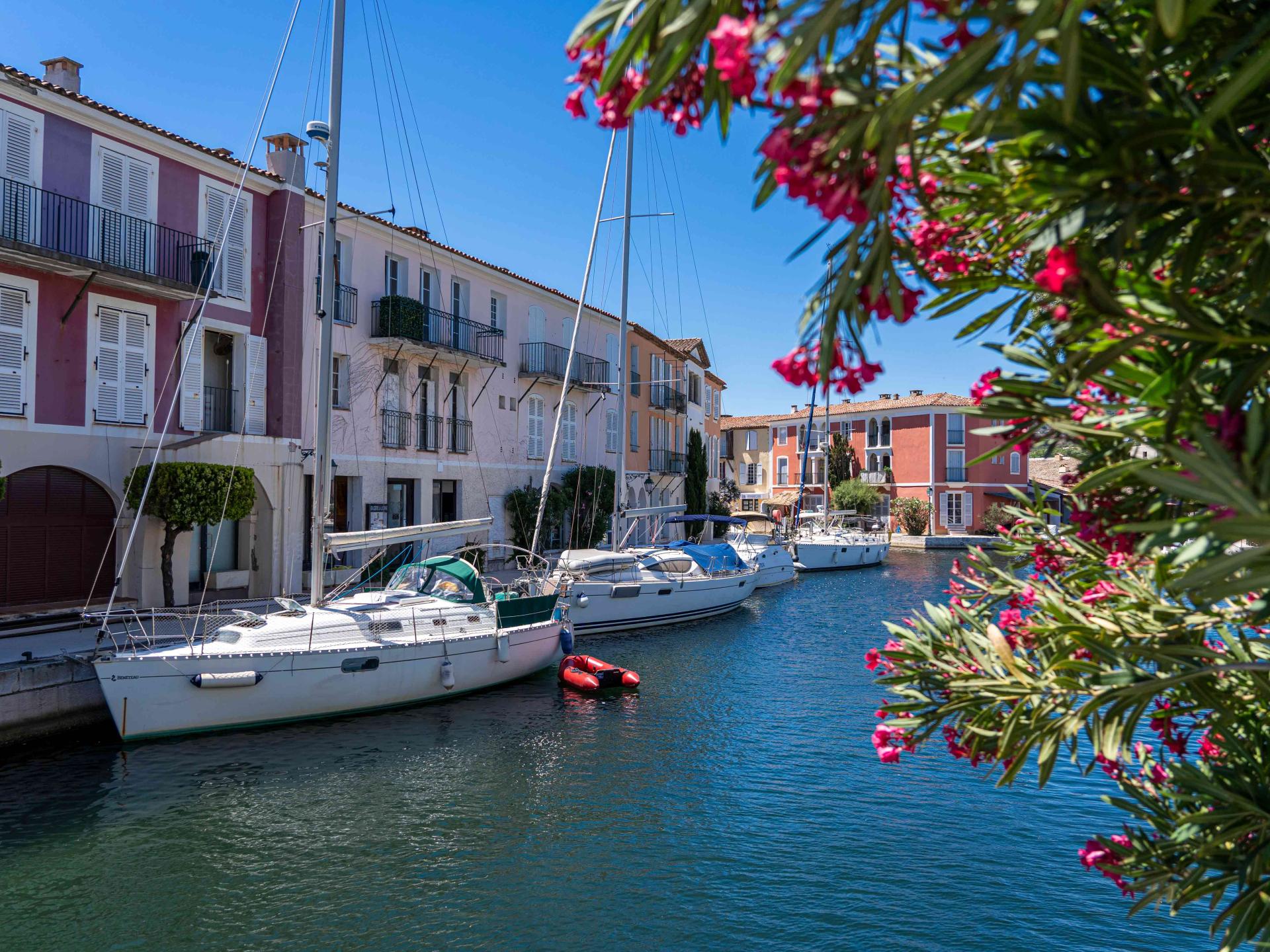 Port Grimaud jumelé avec Venise | Grimaud Tourisme – Le charme de la ...