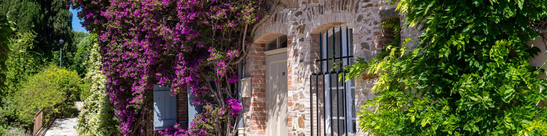 Grimaud Village Historique Var 123