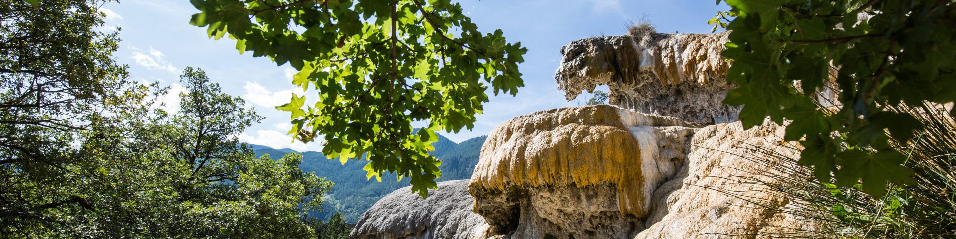 Fontaine Pétrifiante Été ©pema Copie