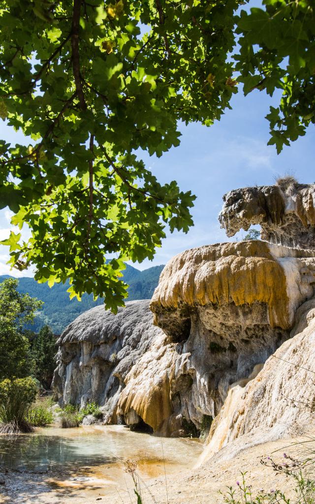 Fontaine Pétrifiante Été ©pema Copie