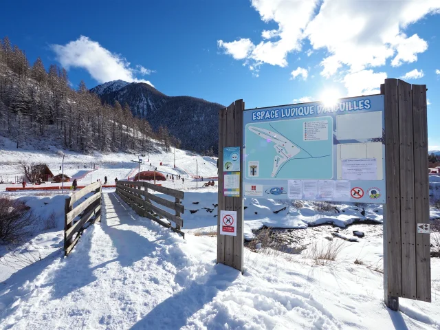 Espace ludique Aiguilles