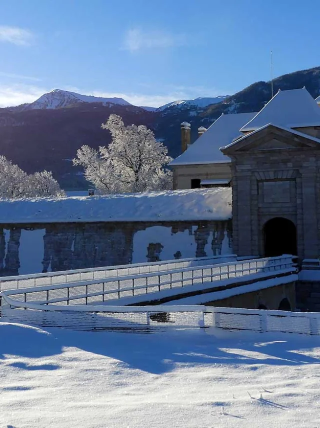 Mont Dauphin Hiver