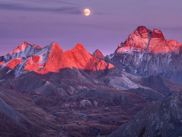 Mont Viso Trekking Au Dela Des Frontieres