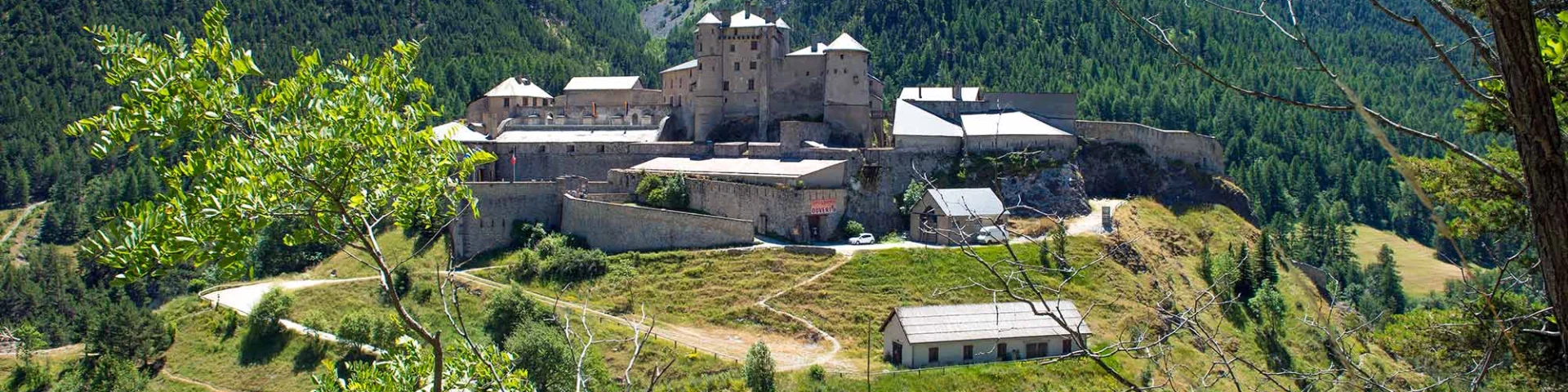 Chateau Ville Vieille Queyras