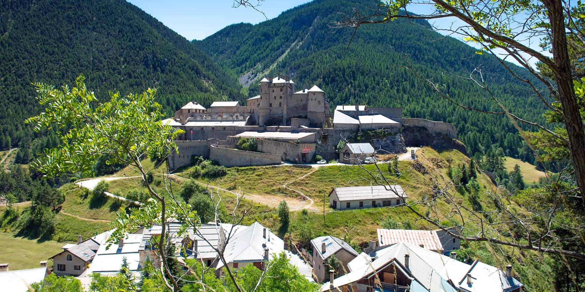 Chateau Ville Vieille Queyras
