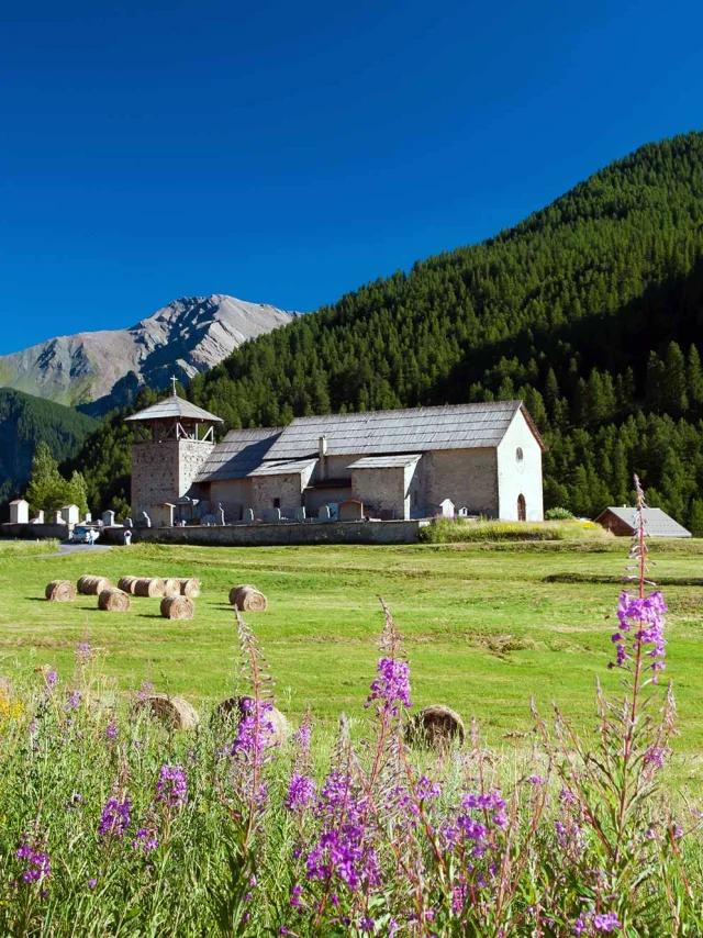 Molines En Queyras Village Station