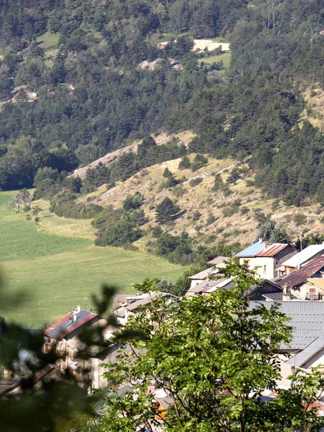 St Clement Sur Duance Village