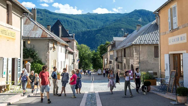 Commerces Mont Dauphin