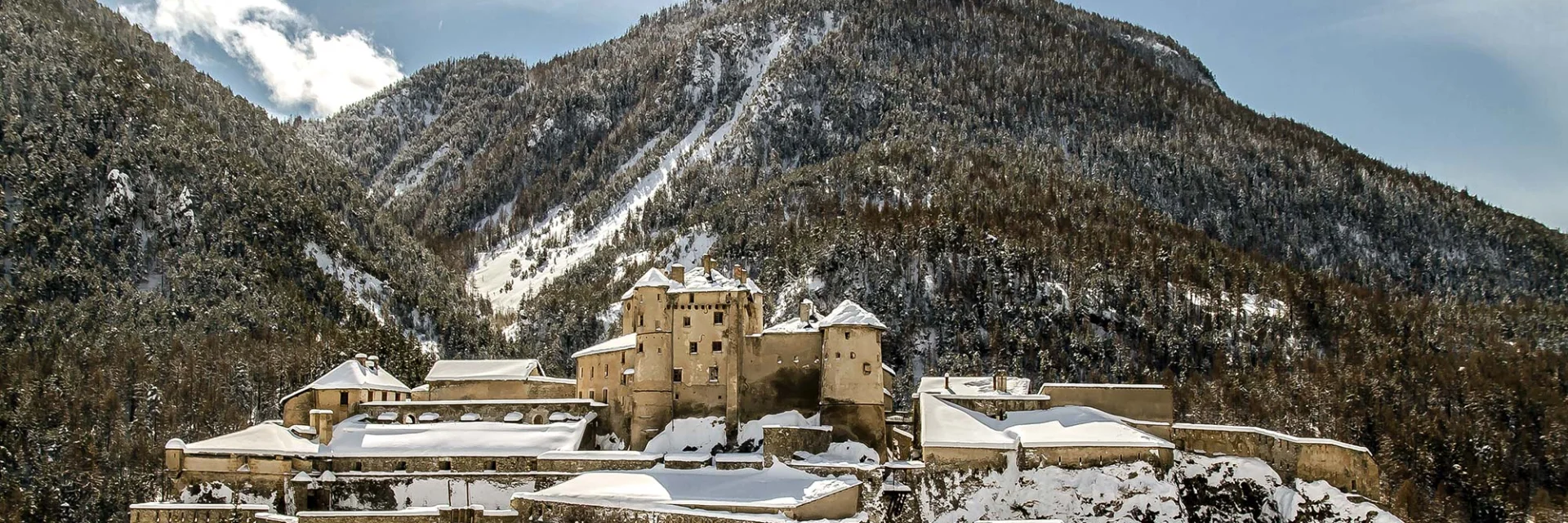 Fort Queyras Activites Hiver Chateau