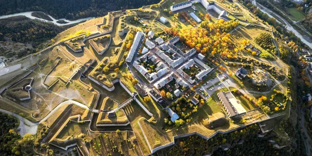 Mont Dauphin En Automne