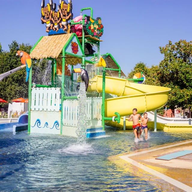 aqualand-gujan-mestras-agence-les-conteurs-5.jpg