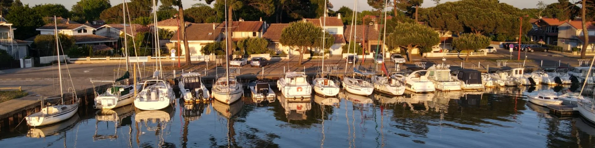 Port De La Hume