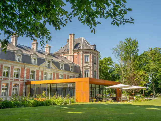 Busnes, Le Chateau De Beaulieu Xavier Renoux