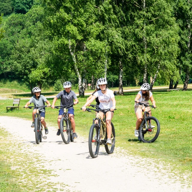 VTT à Génos