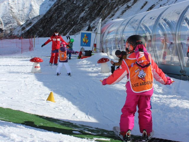 Cours de ski enfant à Luz Ardiden