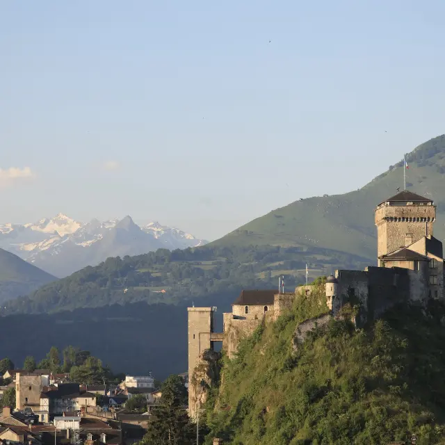 Lourdes Le Chateau Fort