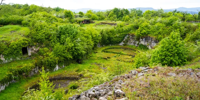 Plateforme d'artillerie - Extérieur du Fort de Mont Vaudois - proche Héricourt - Ceinture fortifiée - Vosges du Sud