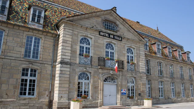 Hôtel de ville de Vauvillers - Cité de caractère - Vosges du Sud