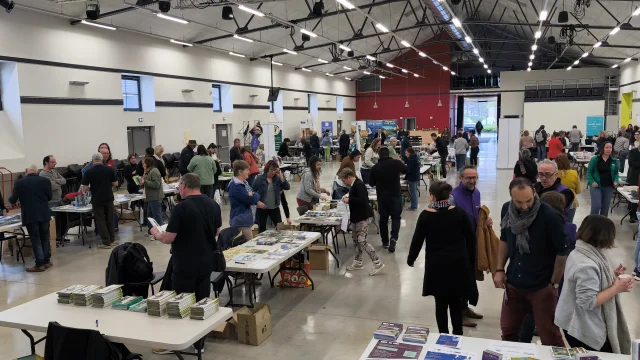 Matinée d'échanges de documentation à la bourse aux documents organisée par Destination 70, à Héricourt en 2025 - Vosges du Sud, Haute-Saône