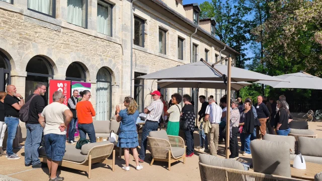 Un groupe de prestataires touristiques participe à un eductour dans la Vallée de l'Ognon