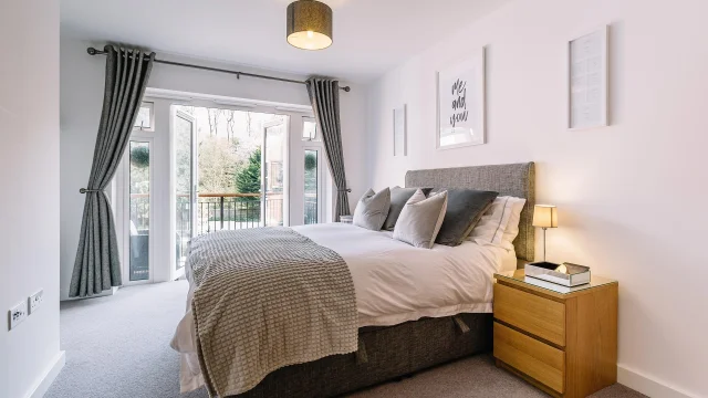 Vue d'ensemble d'une chambre d'hôtes moderne