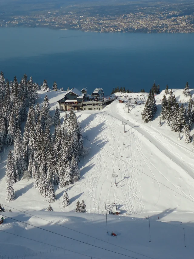 Vista dell'ex ristorante De l'aigle a Thollon-Les-Memises
