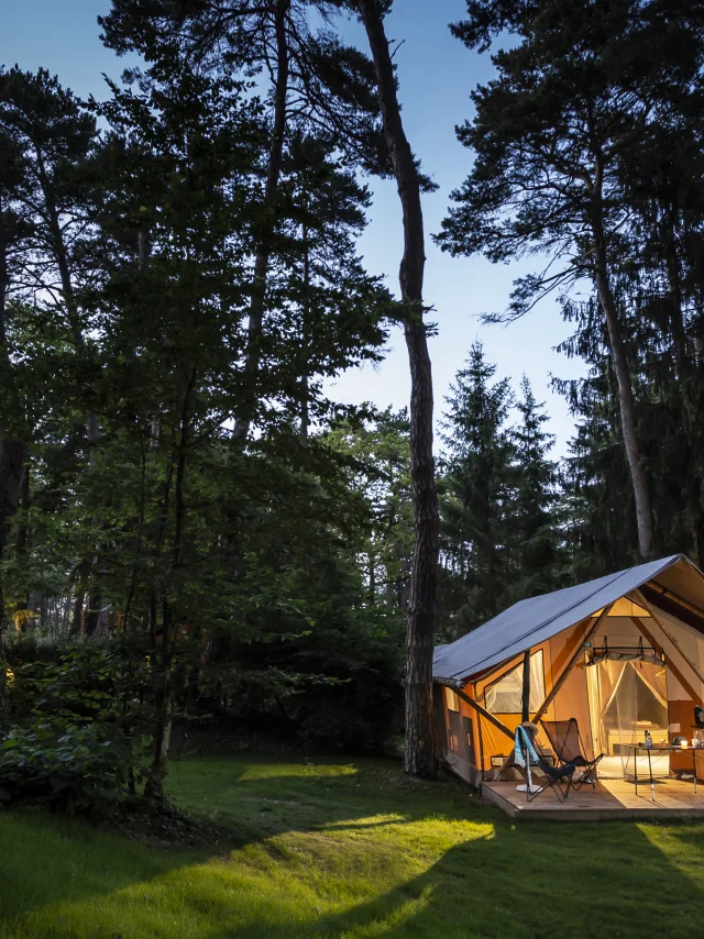 Camping Huttopia - La Pinède