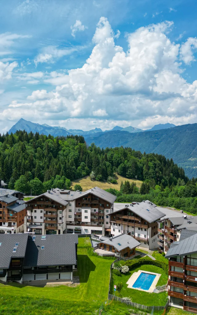 Les Carroz in summer