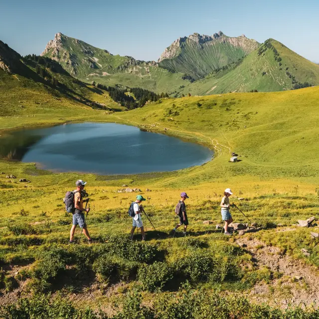 Lac Praz de Lys Sommand randonnée
