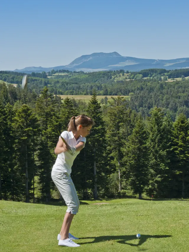 Golf au Chambon-sur-Lignon