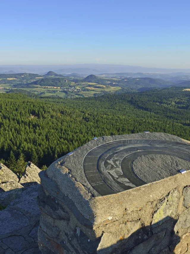 Panorama Au Sommet Du Pic Du Lizieux