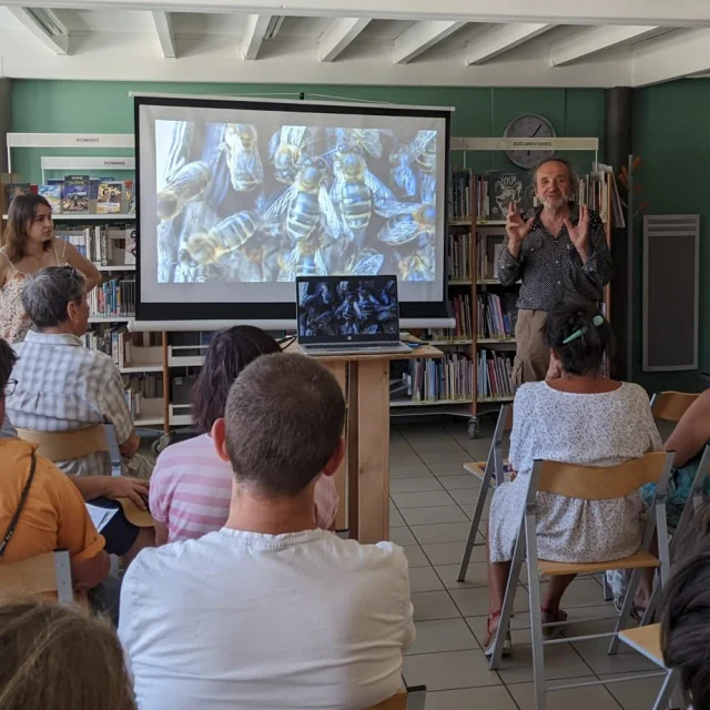 Bee Conference at the Library