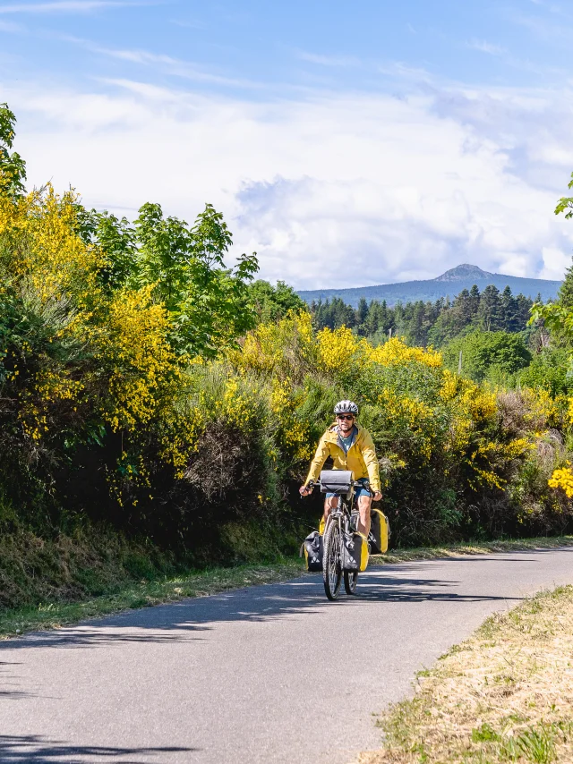 Cycle tourism on the Via Fluvia