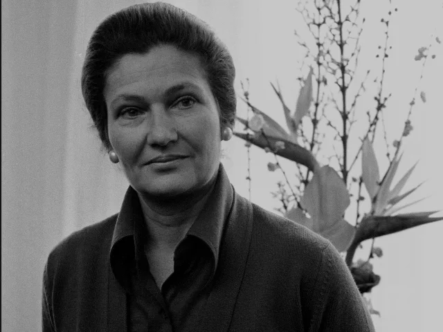 Simone Veil Pari 1975 Jean Paul Paireault Bridgeman