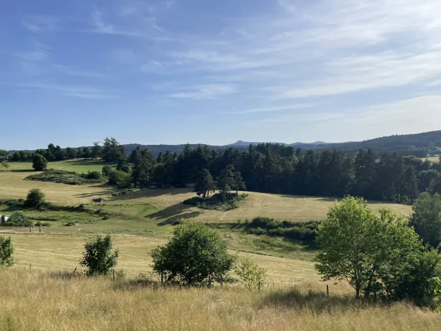 Vue Lizieux Avant Tence depuis le Velay-Express