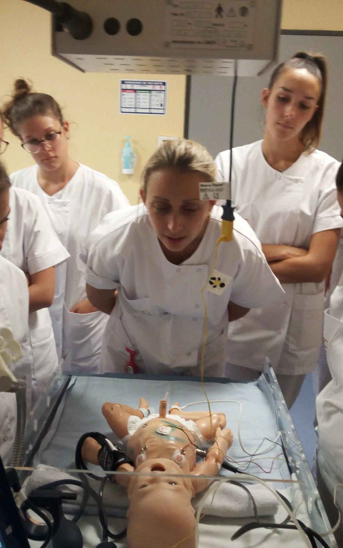 Role De L Auxiliaire De Puériculture En Pédiatrie