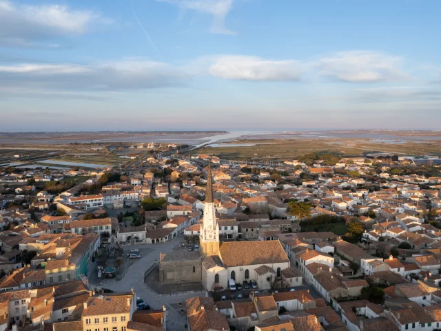 20230214 Ars En Re Vue Aerienne Village Et Clocher Jules Serrurier