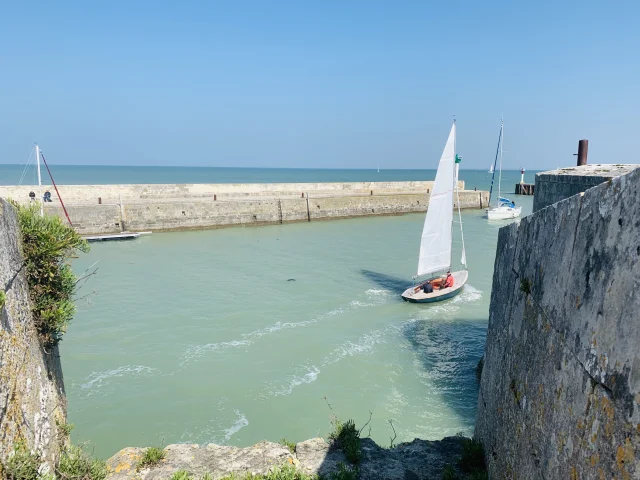 Boat Port Saint Martin De Re Jerome Lechelle