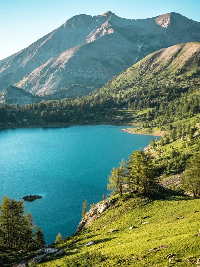 Lac d'Allos ensoleillé