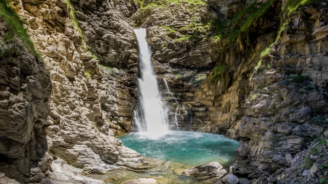 Cascade de la Lance, Vasques de Lignin, 04, Alpes-de-Haute-Provence, Paca, France // France, Paca, Alpes-de-Haute-Provence, 04, Basins of Lignin, Lance cascade