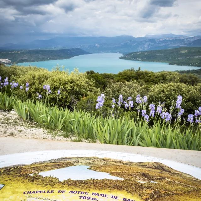 Baudinard Chapelle Table Dorientationphilippe Murtas