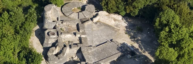 Saint-Amand-Montrond Forteresse