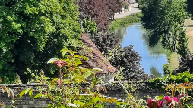 Ville de Dun-sur-Auron｜Rémy Burle